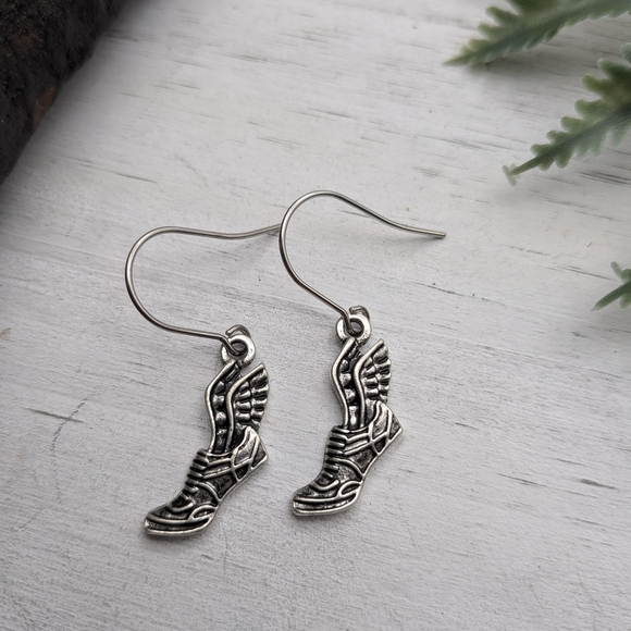 Handmade Jewelry - Track And Field Earrings / Cross Country / Sports Mom Jewelry
